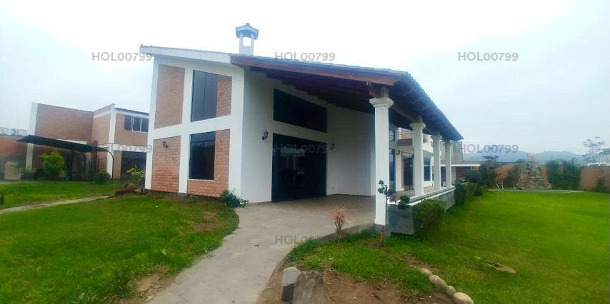 Vendo Linda Casa en Jirón Fundo San Carlos Bajo Mz 2, Lt 2, Pachacamac. - 1