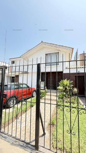 Vendo Linda Casa en Calle Ludwin Van Beethoven N 1, San Borja - 1