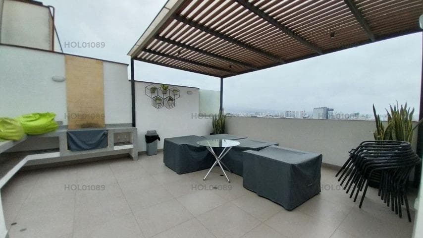 Vendo Lindo Departamento Flat en Calle Los Negocios N 1, Piso 14, Urb. Limatambo, Surquillo. - 1
