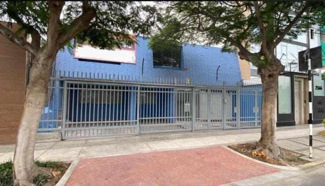 Local en Miraflores - 1