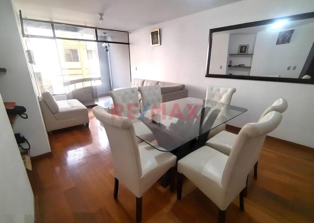 VIVE EN UNA DE LAS ZONAS MÁS TRANQUILAS Y EXCLUSIVAS DE SURCO - 1