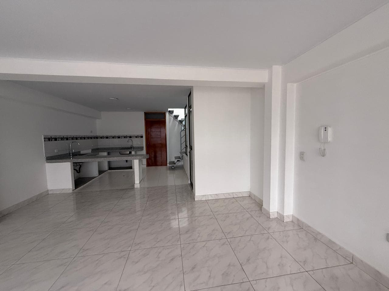 Se Vende Lindos Departamentos de 3 dormitorios -El Tambo - 1
