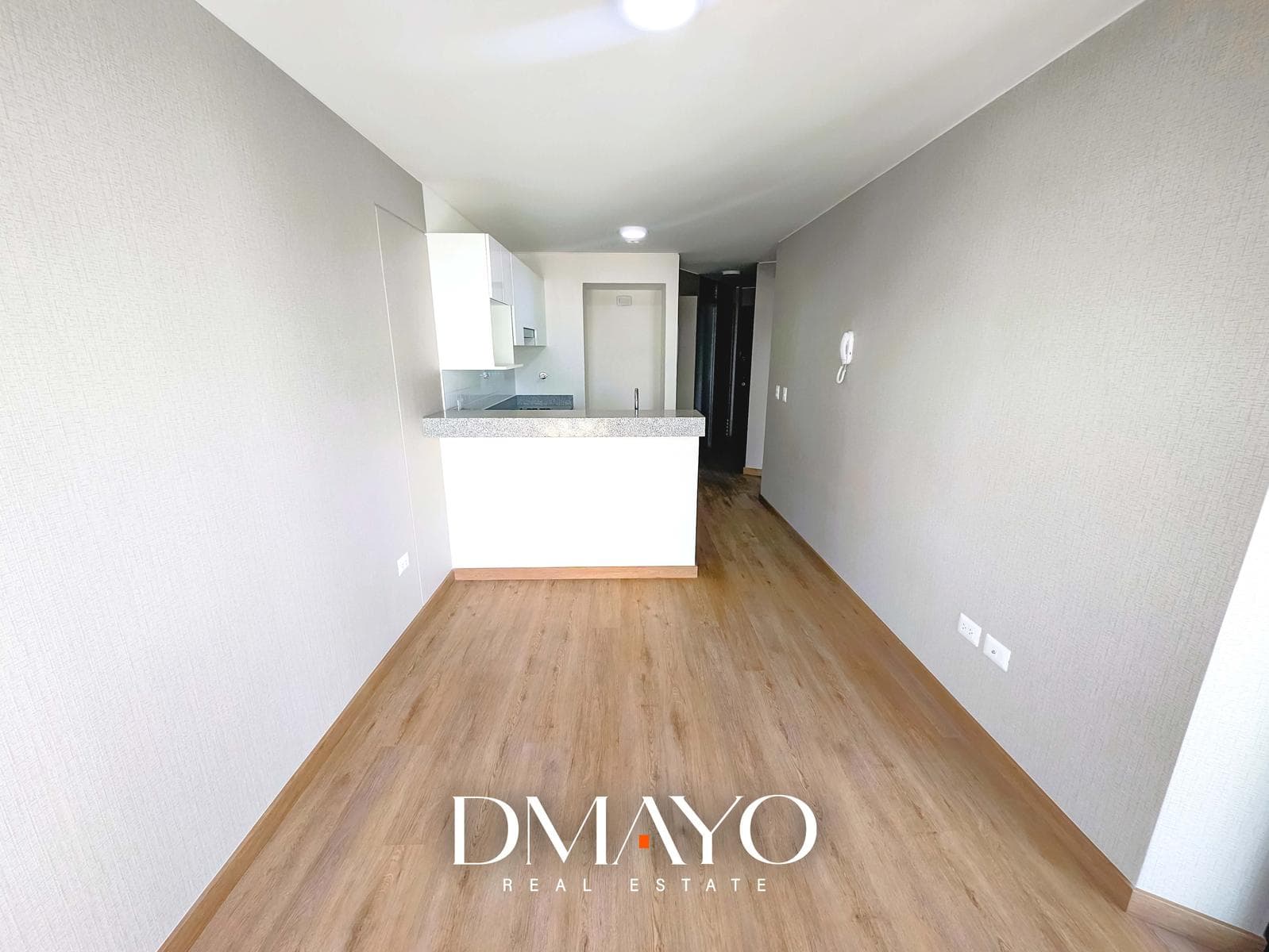 Alquilo departamento de estreno 1 dormitorio, ubicación estratégica - 1