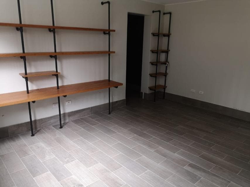 Vendo Lindo Departamento Duplex en Calle Ramon Ribeyro N 7, Piso 1, Urb. San Antonio, Miraflores - 1