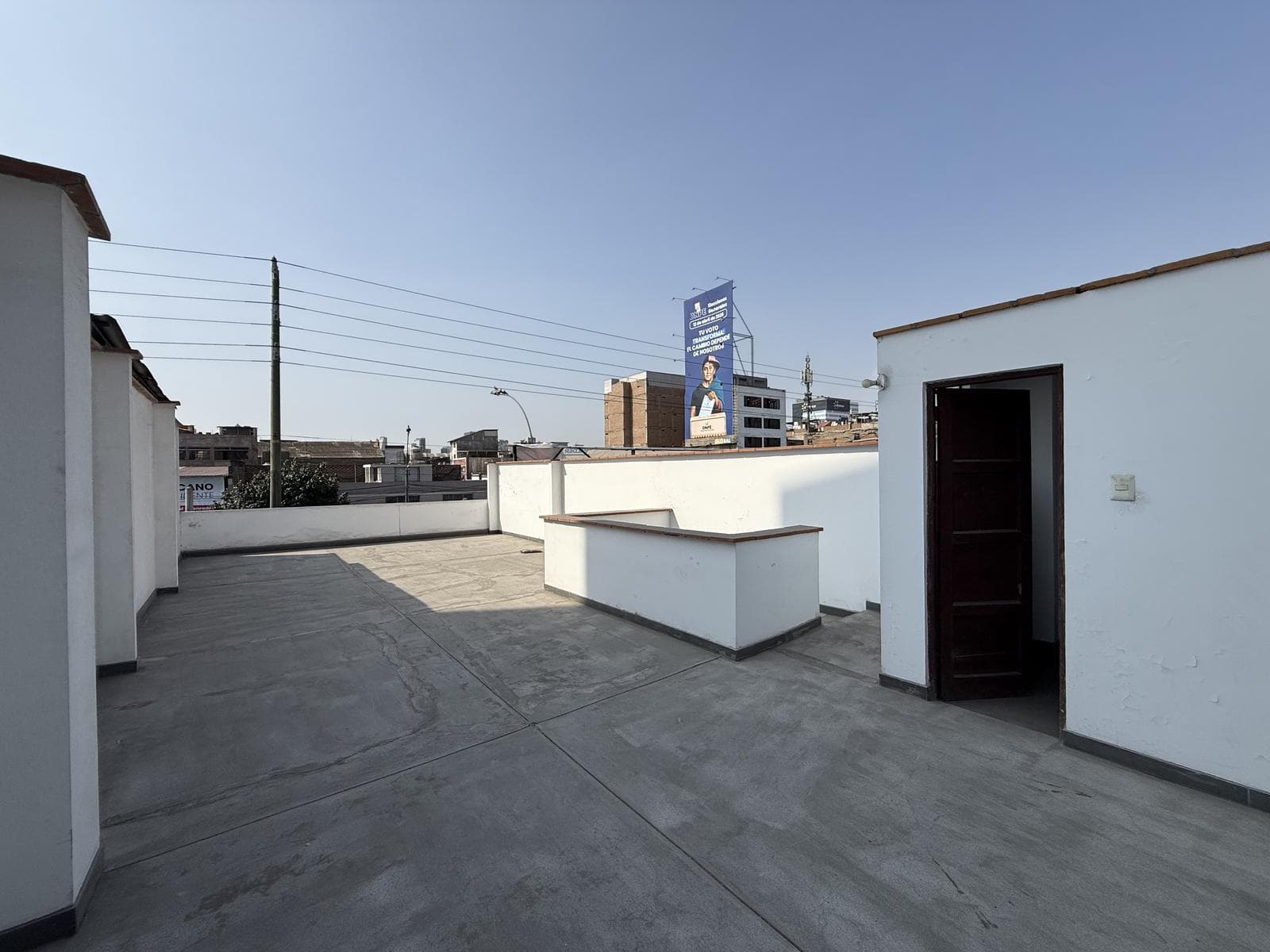 Se alquila departamento duplex en Surquillo. av angamos - 1