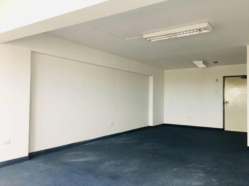 ALQUILER DE OFICINAS EN SANTA CATALINA CON UBICACION ESTRATEGICA A TODA LA CIUDAD - 1