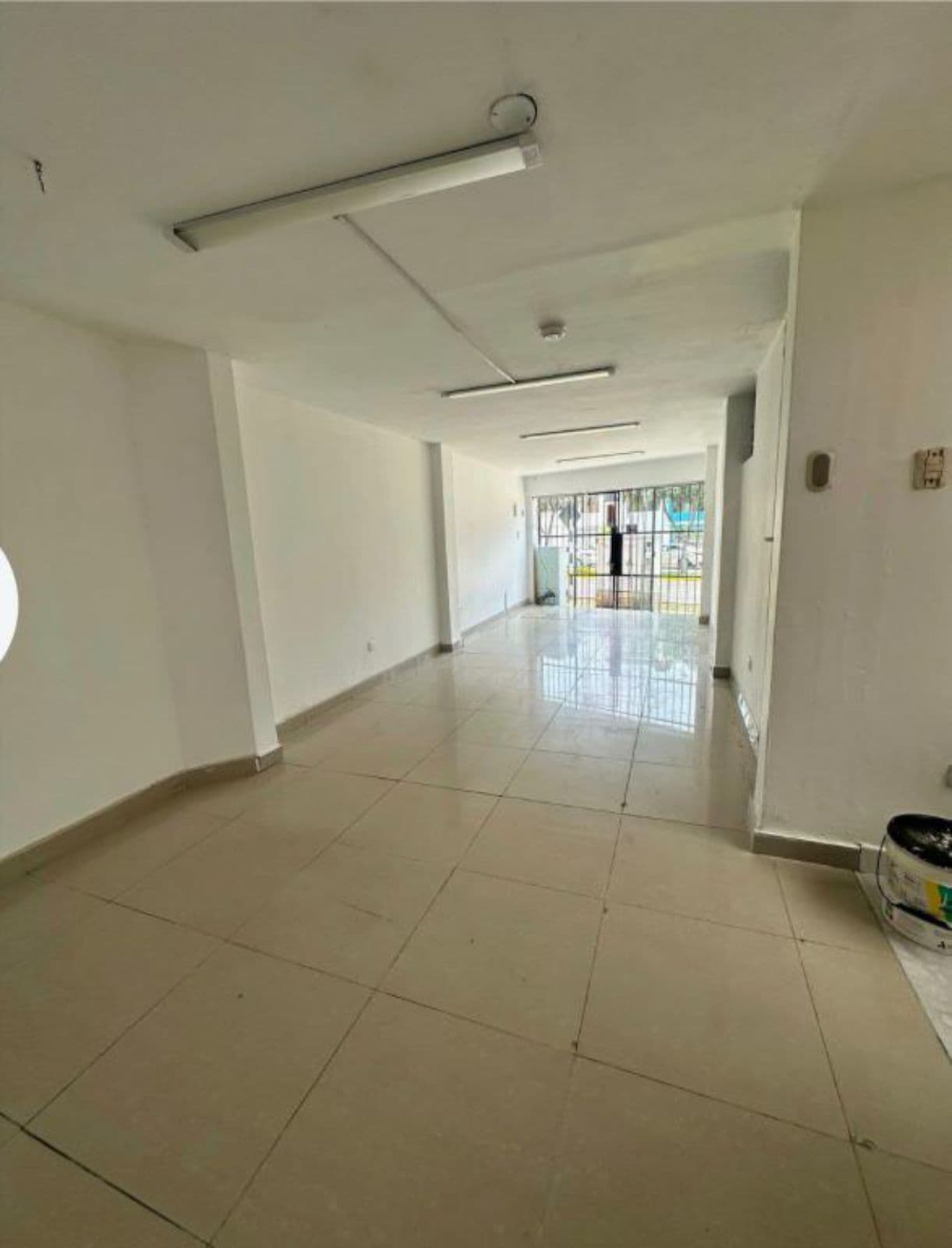 Local comercial en San Borja – 3 ambientes, 90 m², S/ 4,300 - 1