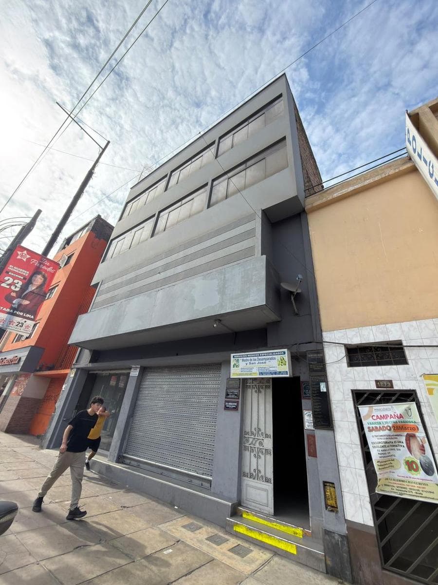Edificio en Venta con Alto Potencial de Rentabilidad – Breña - 1