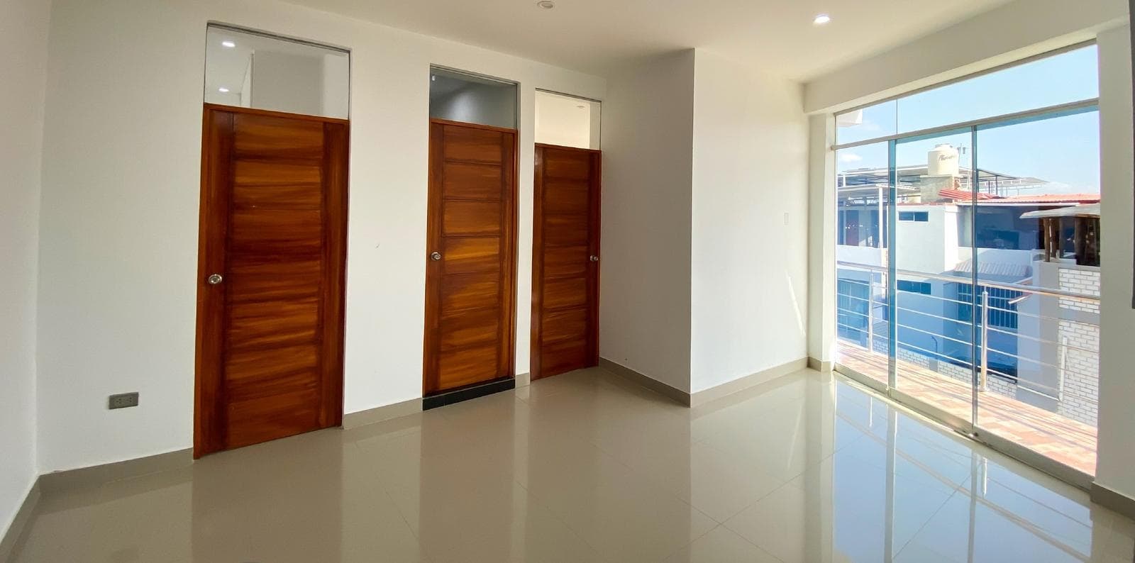 Alquiler de Departamento de Estreno en Miraflores Country Club, PIURA - 1