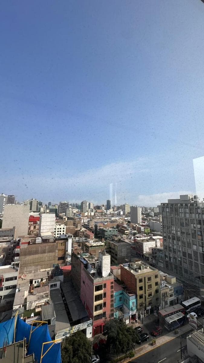 Alquilo oficina amoblada con vista panorámica - 1