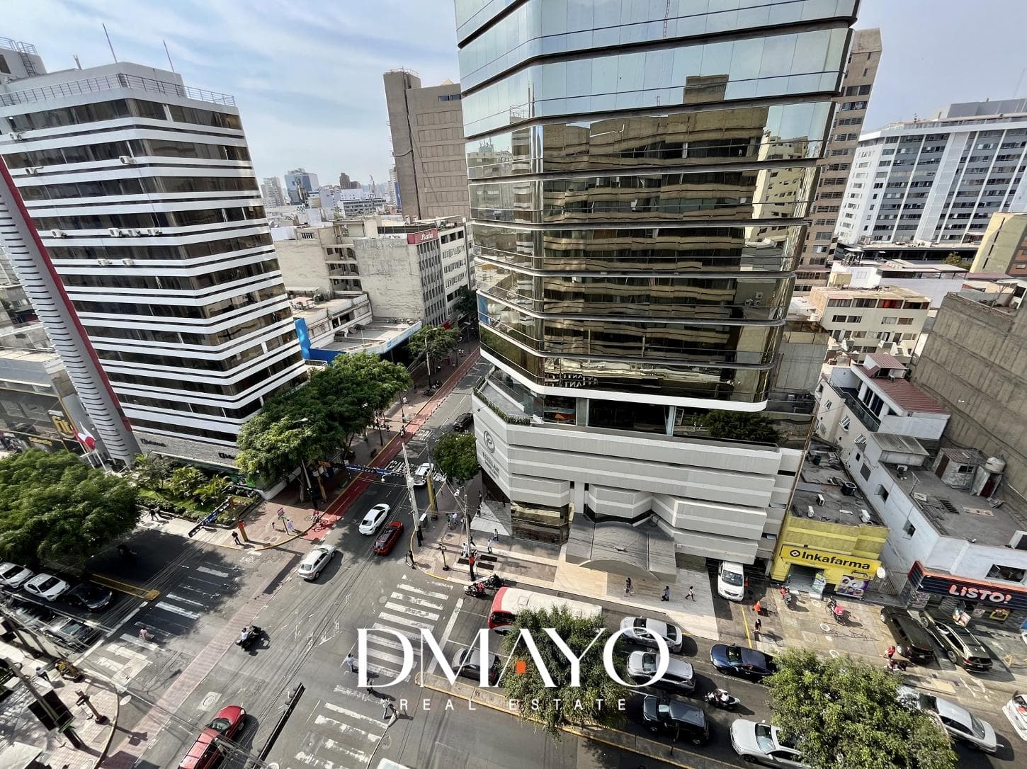 Venta departamento en Miraflores 138m2 - Zonificación CM - Cocheras abonado en edificio. - 1