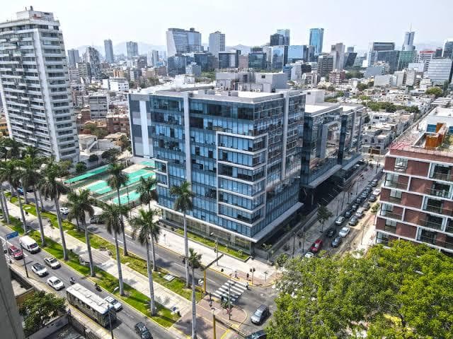 Oficinas Corporativas en el Centro Empresarial Juan de Arona - 1