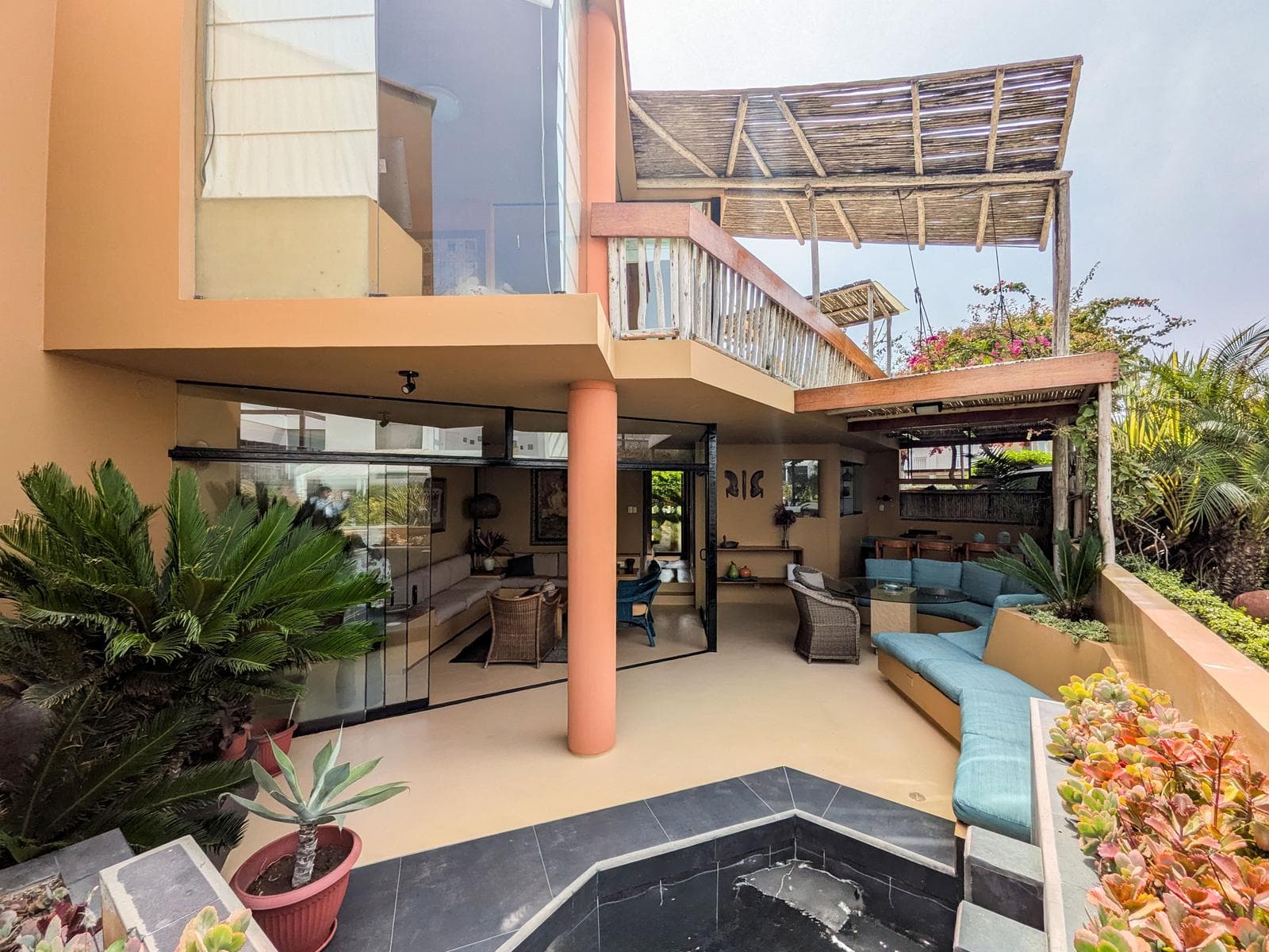 Playa las Totoritas | cas de 2 pisos en venta | 310 m2 - 1