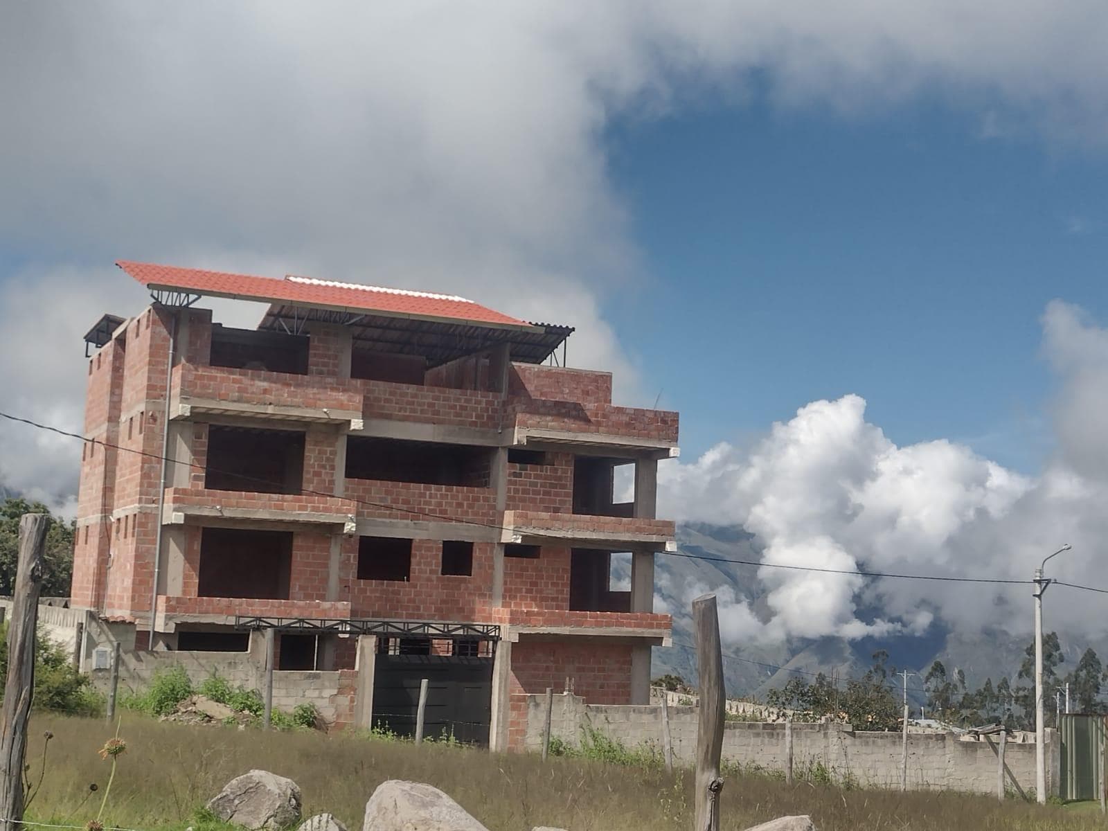 Terreno muy cerca ala plaza de Mollepata - 1