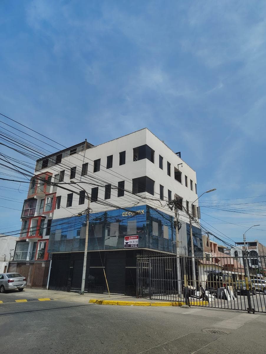 Oficina Amoblada En Alquiler En Bellavista - Excelente Ubicación, Lista Para Usar. - 1