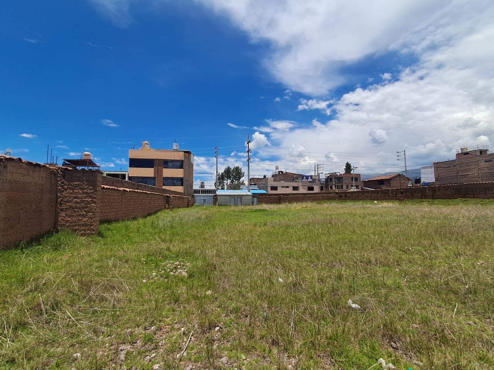 Venta de Terreno Urbano - 1