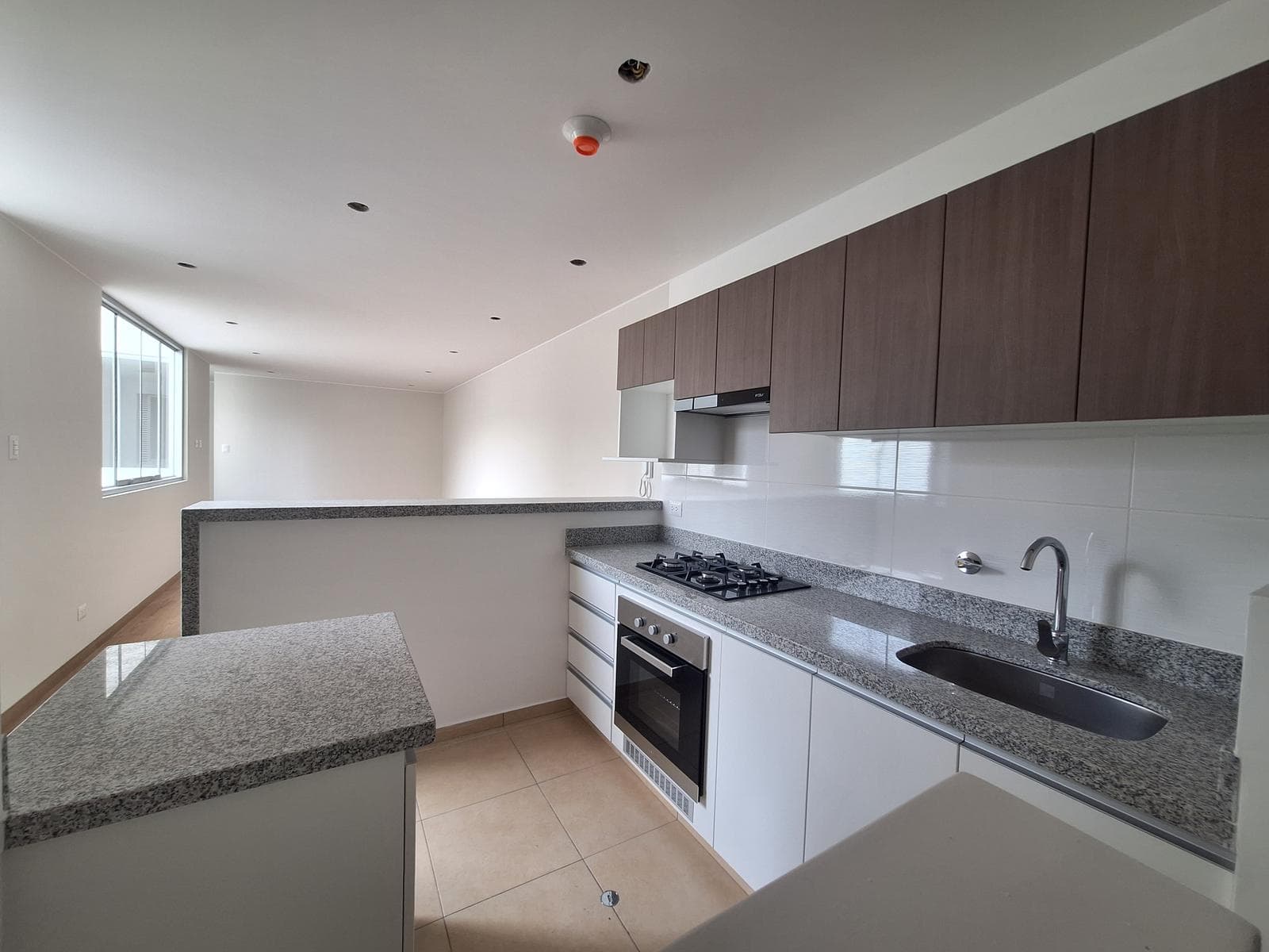 VENTA DE DEPARTAMENTO DE ESTRENO SAN MIGUEL/ 2DORM/2 BAÑOS - 1