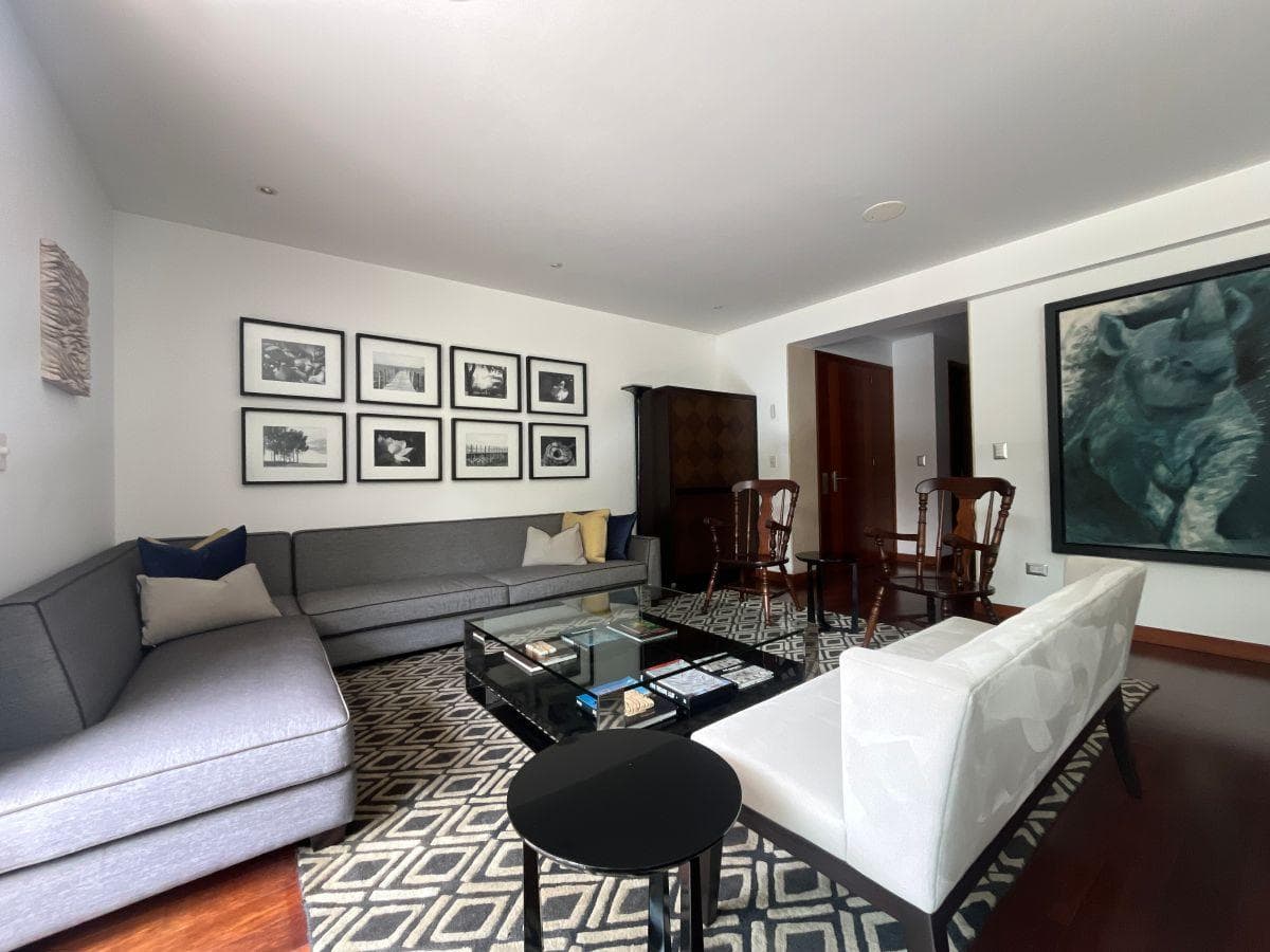 Departamento en venta en Chacarilla, San Borja – amplio, elegante y con terraza en zona residencial - 1