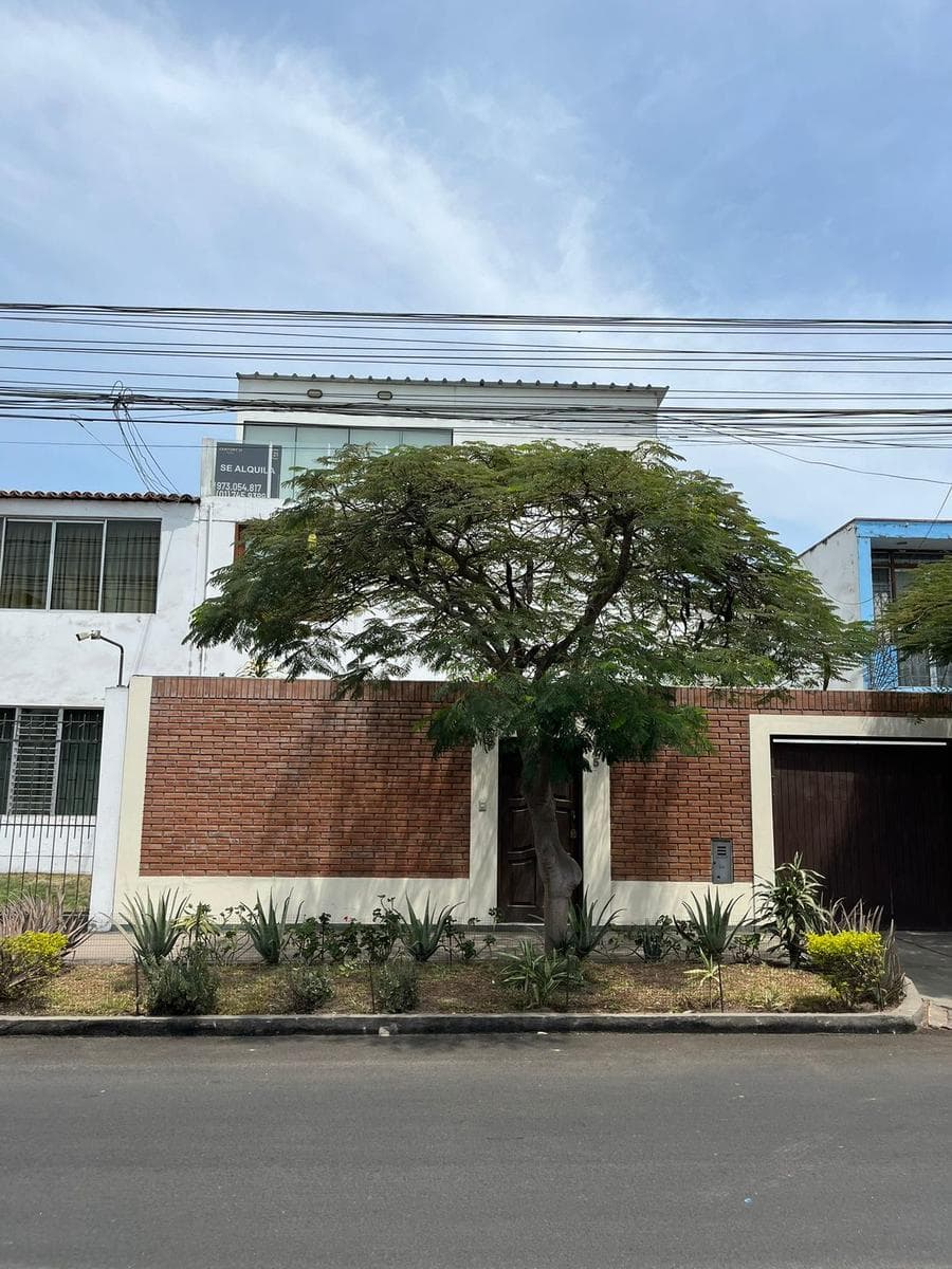 DUPLEX en ALQUILER en Santiago de Surco - 1