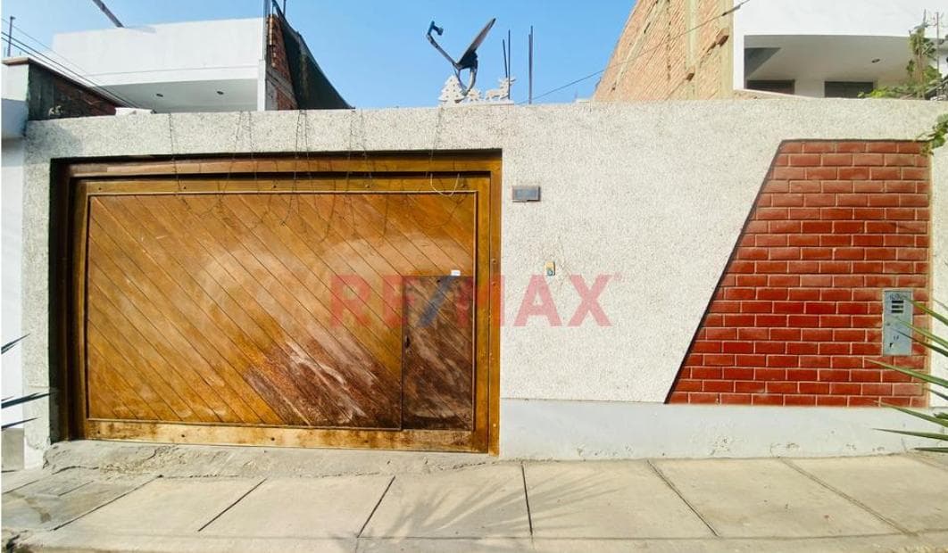 Terreno en Venta en Urb La Capilla - La Molina - 1