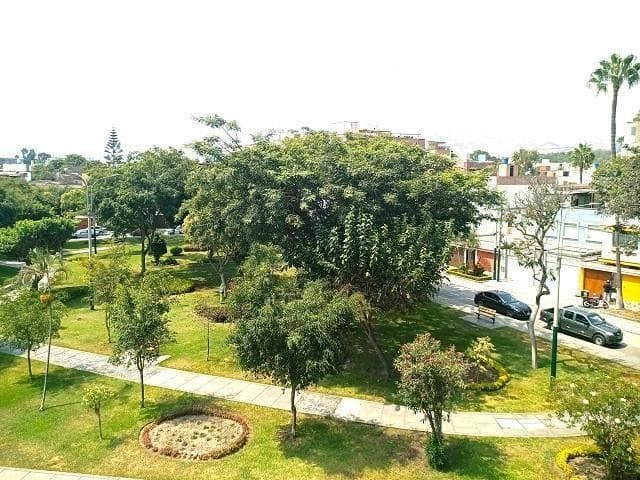 Vista a parque Cuarto con bano a una cuadra de la UTEC BARRANCO - 1