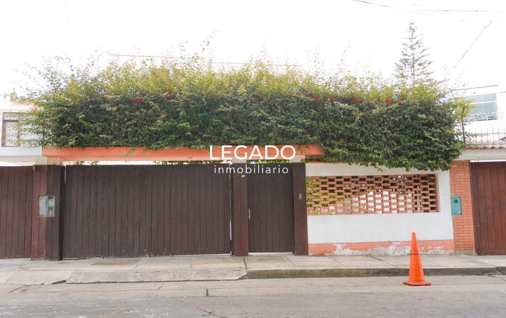Casa en San Isidro - 1