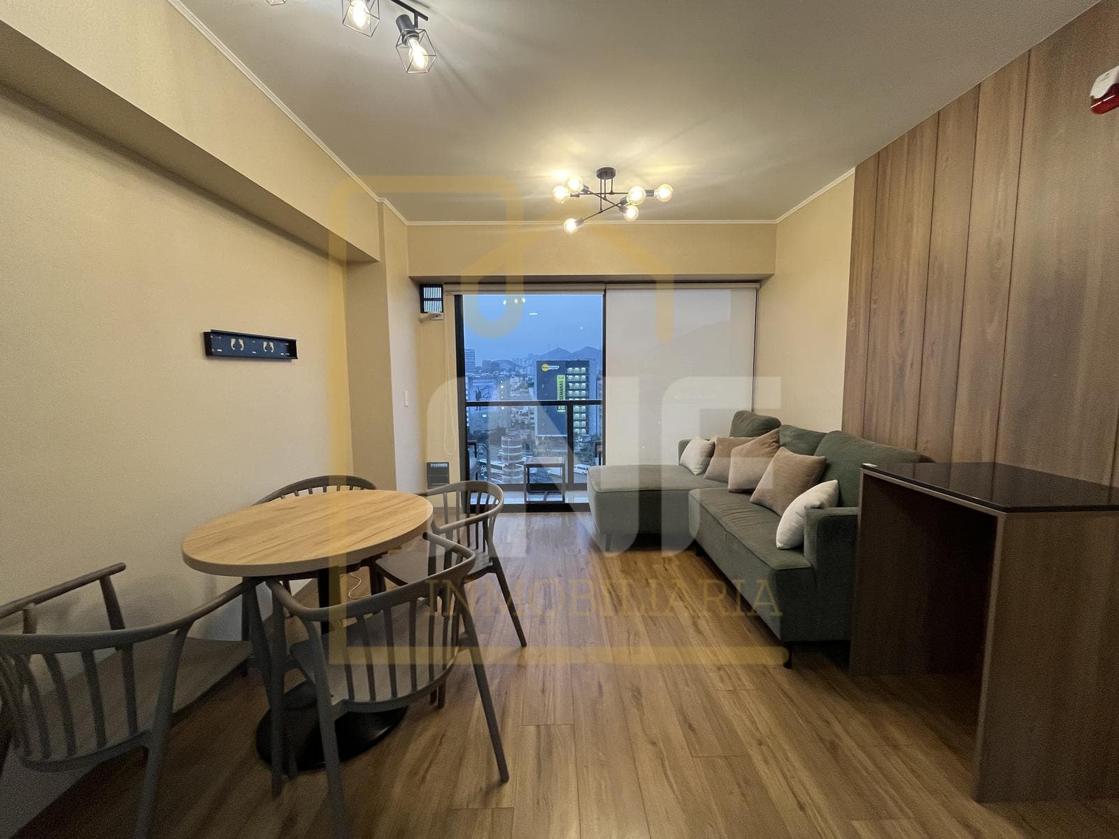 Moderno departamento en alquiler ubicado en Chacarilla - 1