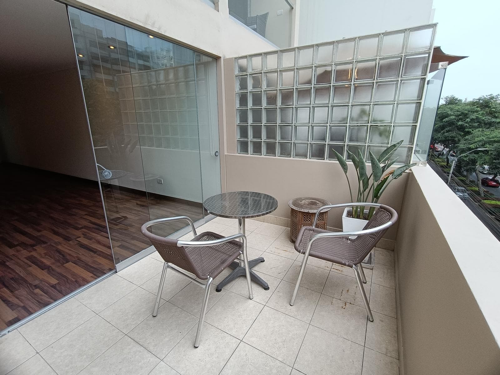 Departamento con Terraza en Alberto del Campo - 1