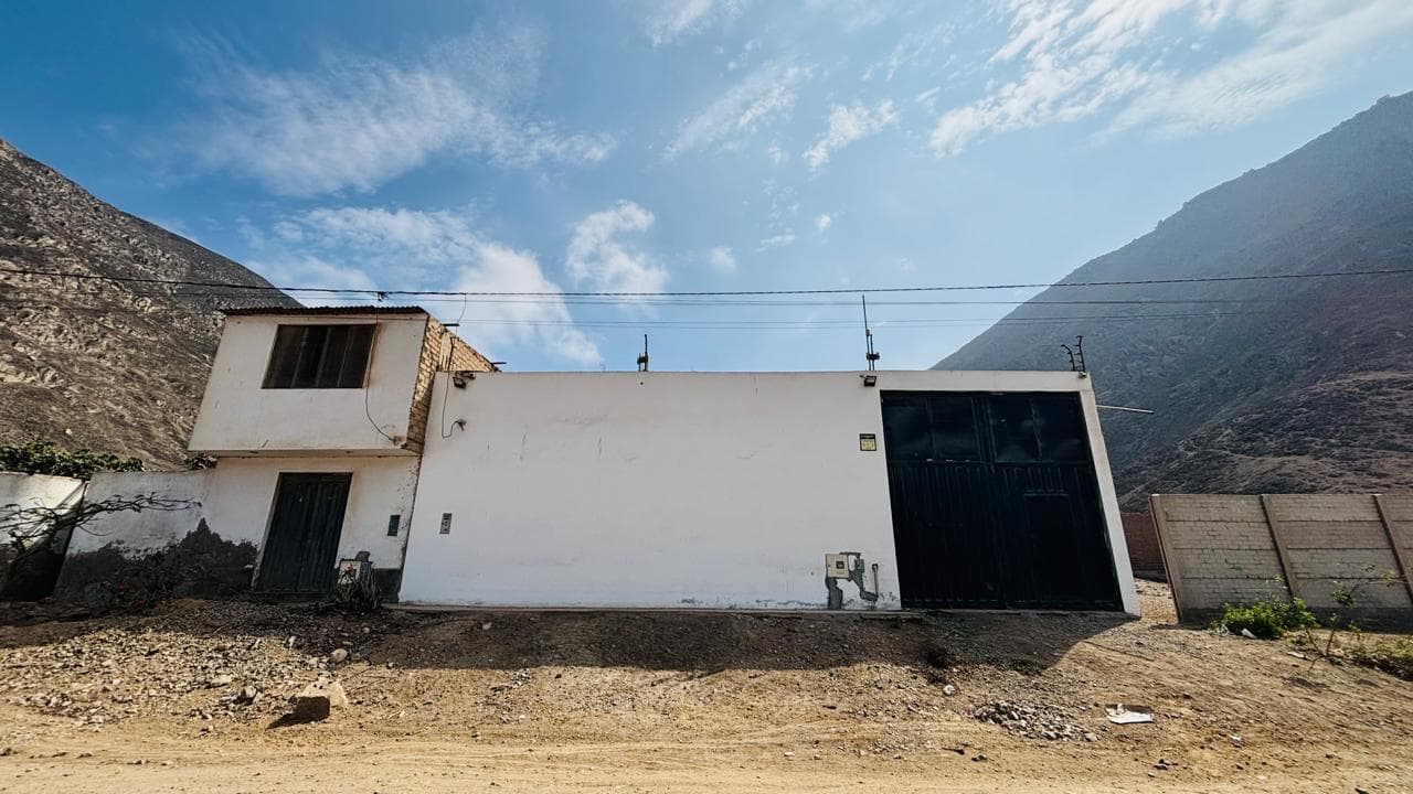 Casa en Venta en Parque Picapiedra - Pachacamac - 1