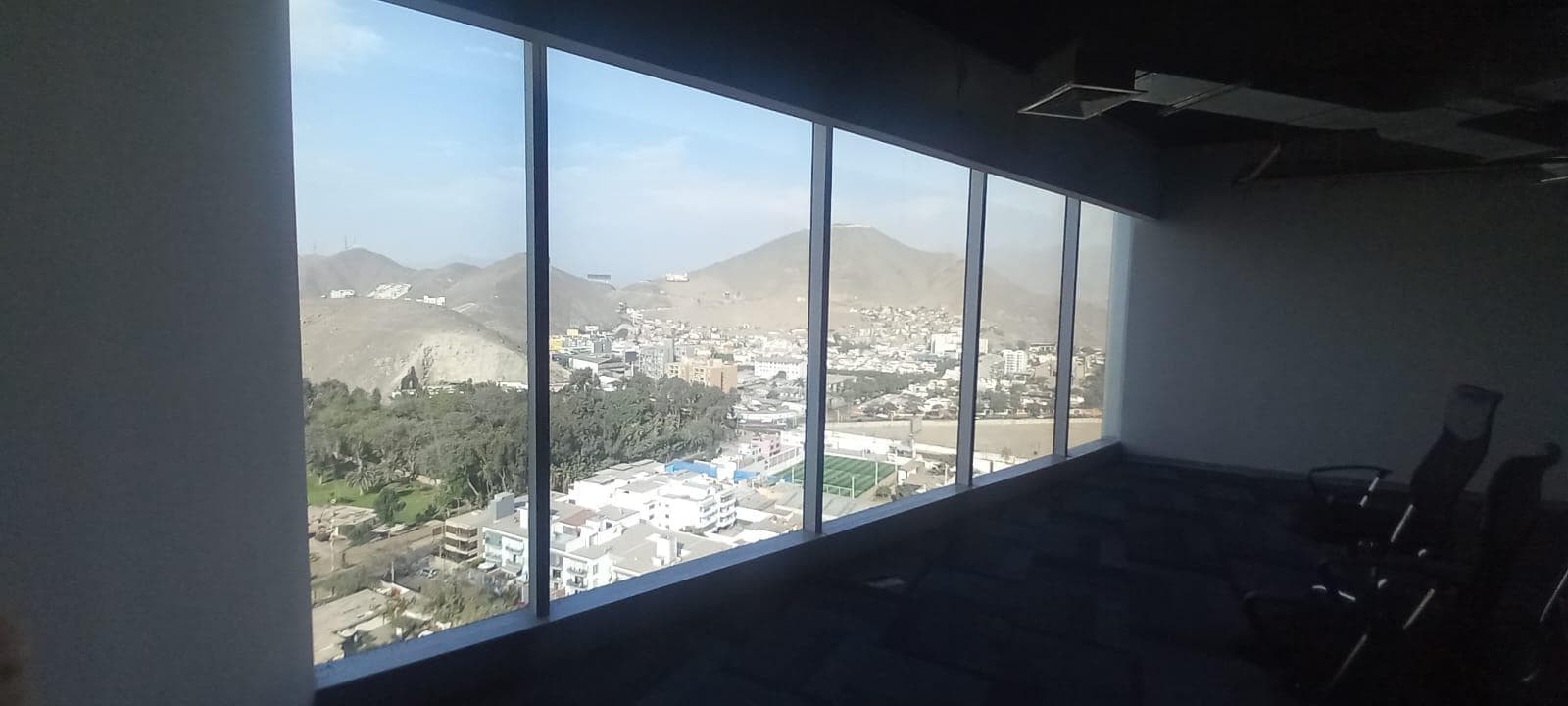 Oficina en Santiago de Surco - 1
