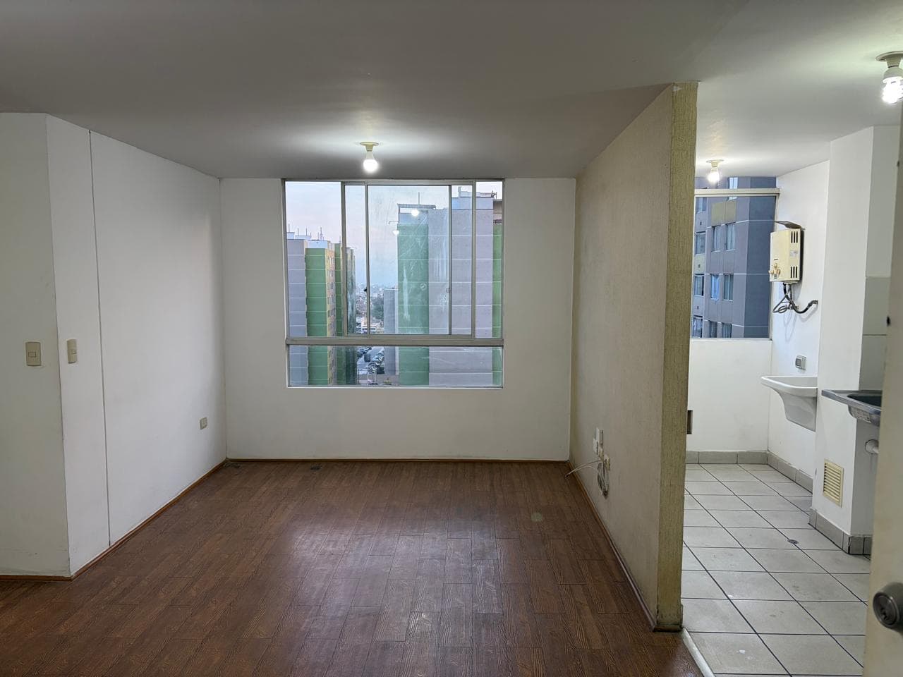 VENDO DEPARTAMENTO EN COMAS CONDOMINIO LOS MOLLES 60 M2 - 1