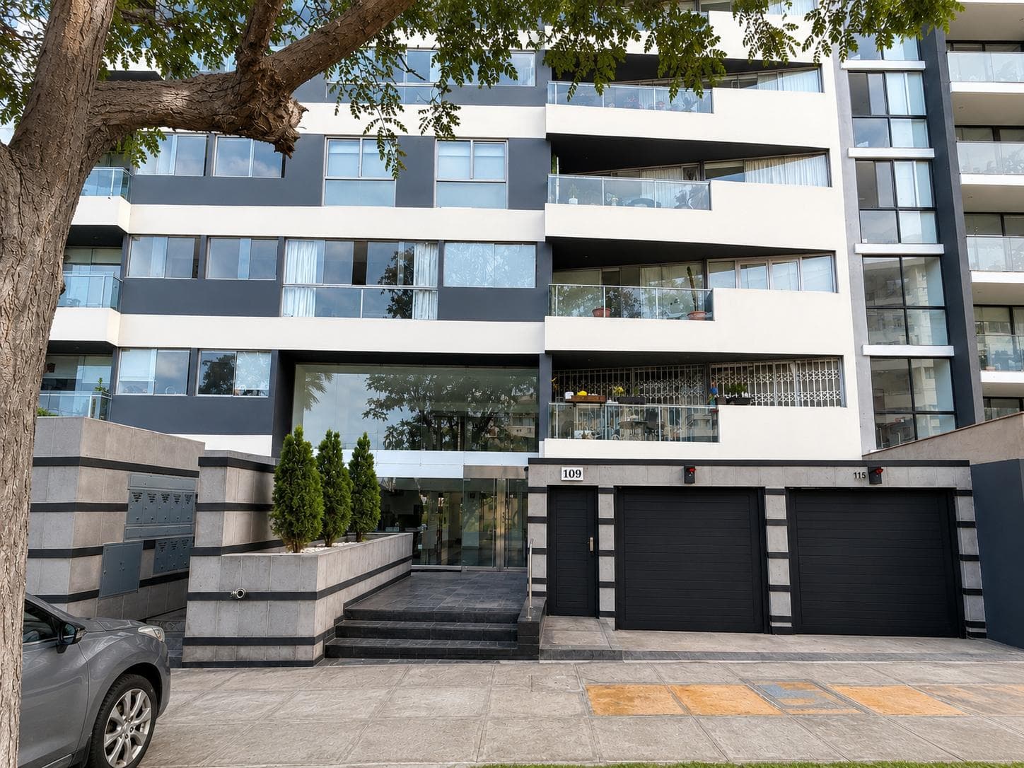 Alquiler de Dúplex Amoblado en Miraflores | 2 Dormitorios | Cochera - 1