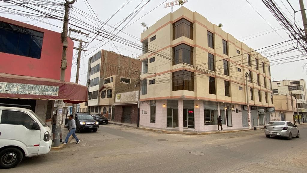 Vendo o Aquilo local comercial en Chincha Alta, Calle Ica, a solo metros de Plaza de Armas - 1