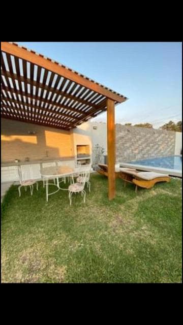 Casa de Campo playa 8 dormitorio, 5 baños cochera para 4 autos, piscina - CHOCALLA - 1