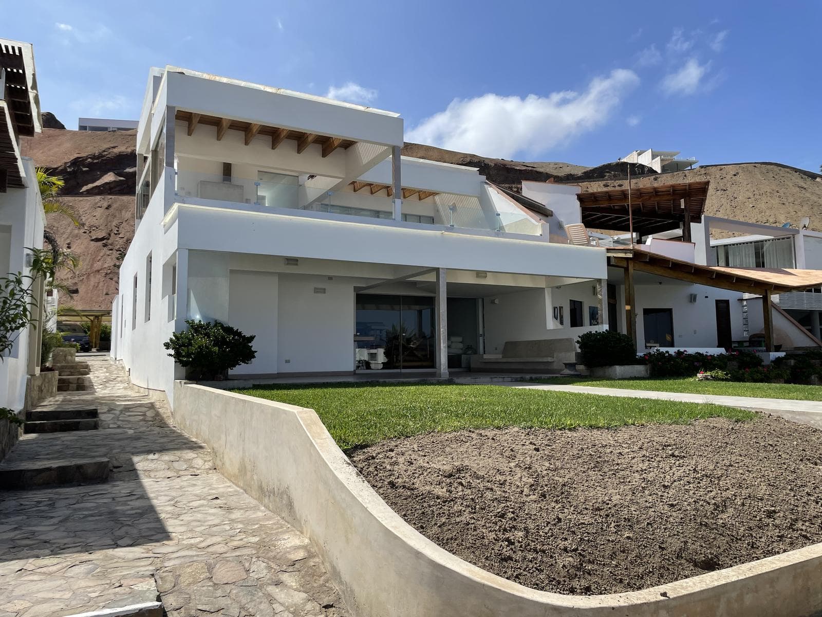 VENTA CASA DE PLAYA EN CONDOMINIO BOCA LEON SAN ANTONIO - 1